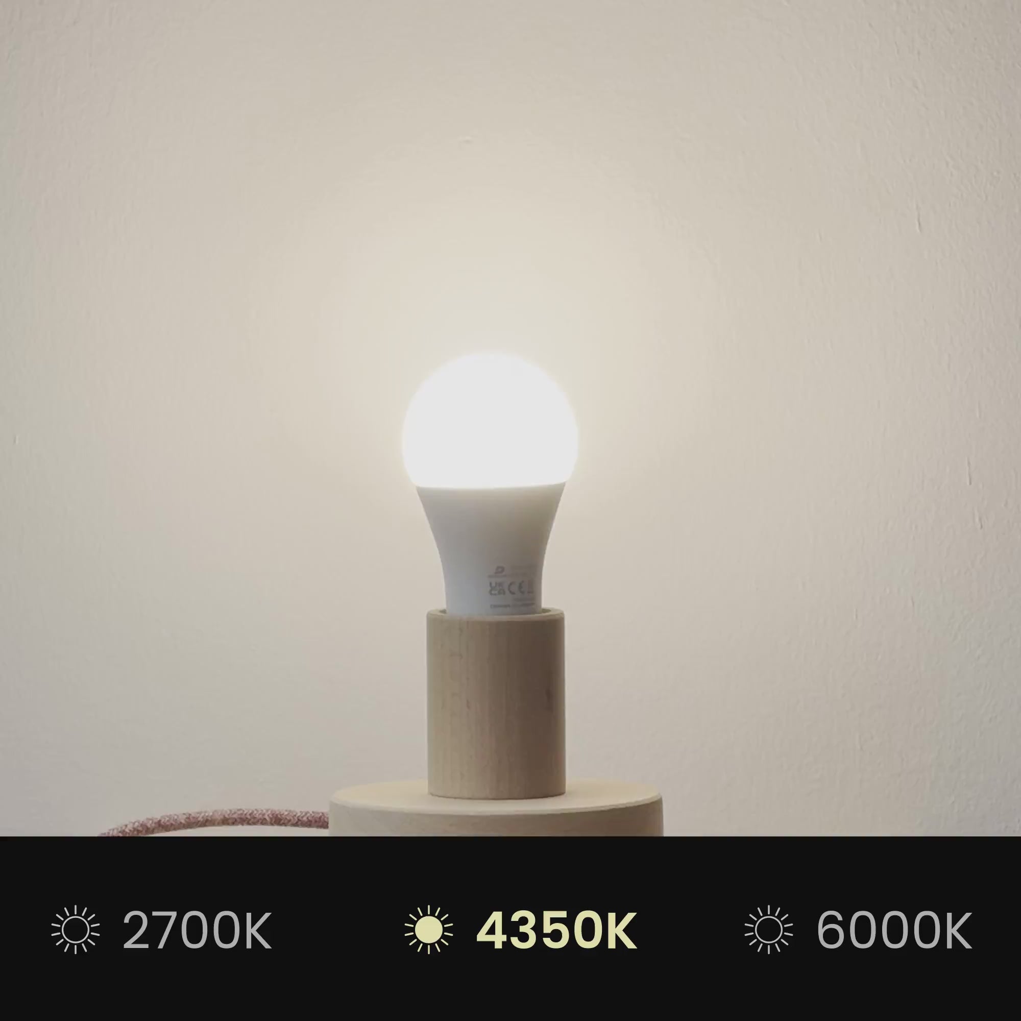 Charger la vidéo : Abat-jour Empire S avec culot E27 pour lampe de table ou applique - Fabriqué en Italie - Laine Moutarde