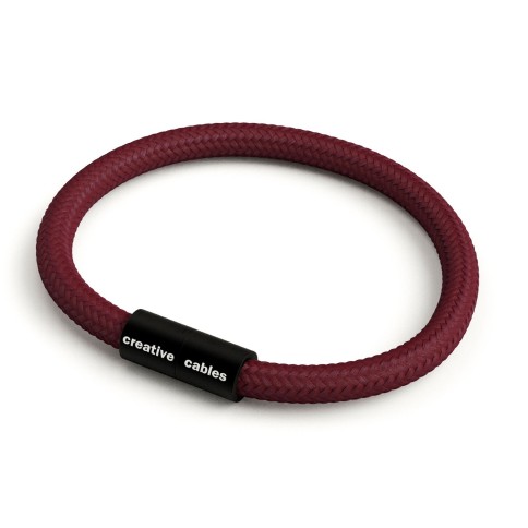 Bracelet avec fermoir magnétique noir mat et câble RM19 (effet soie Bordeaux)