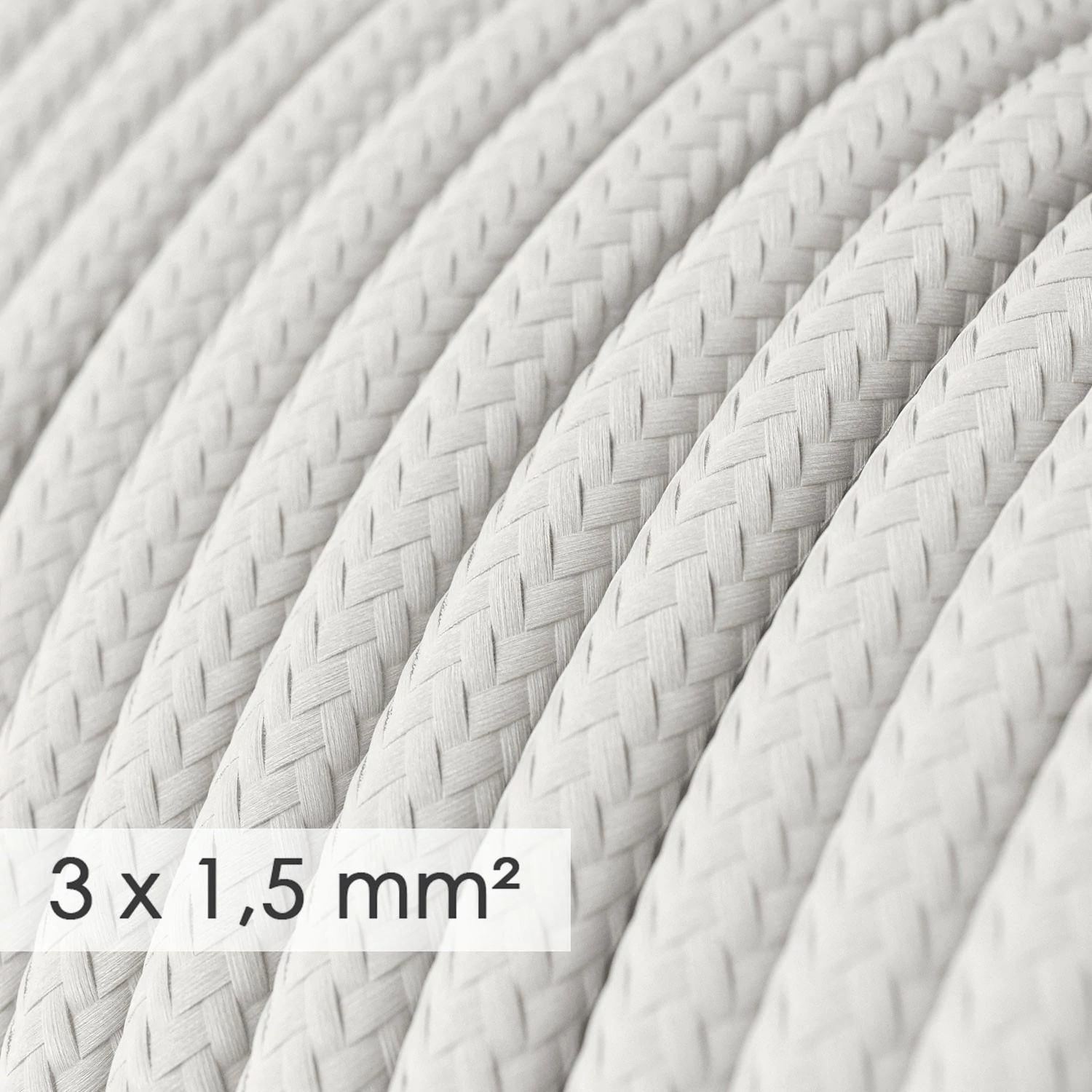Multiprise française avec câble en tissu blanc brillant et fiche Schuko avec anneau