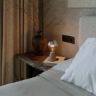 Lampe portative LED rechargeable Cabless01 avec ampoule globo demi-sphère argent