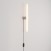 Lampe avec prise, finition métallique et ampoule LED linéaire S14d