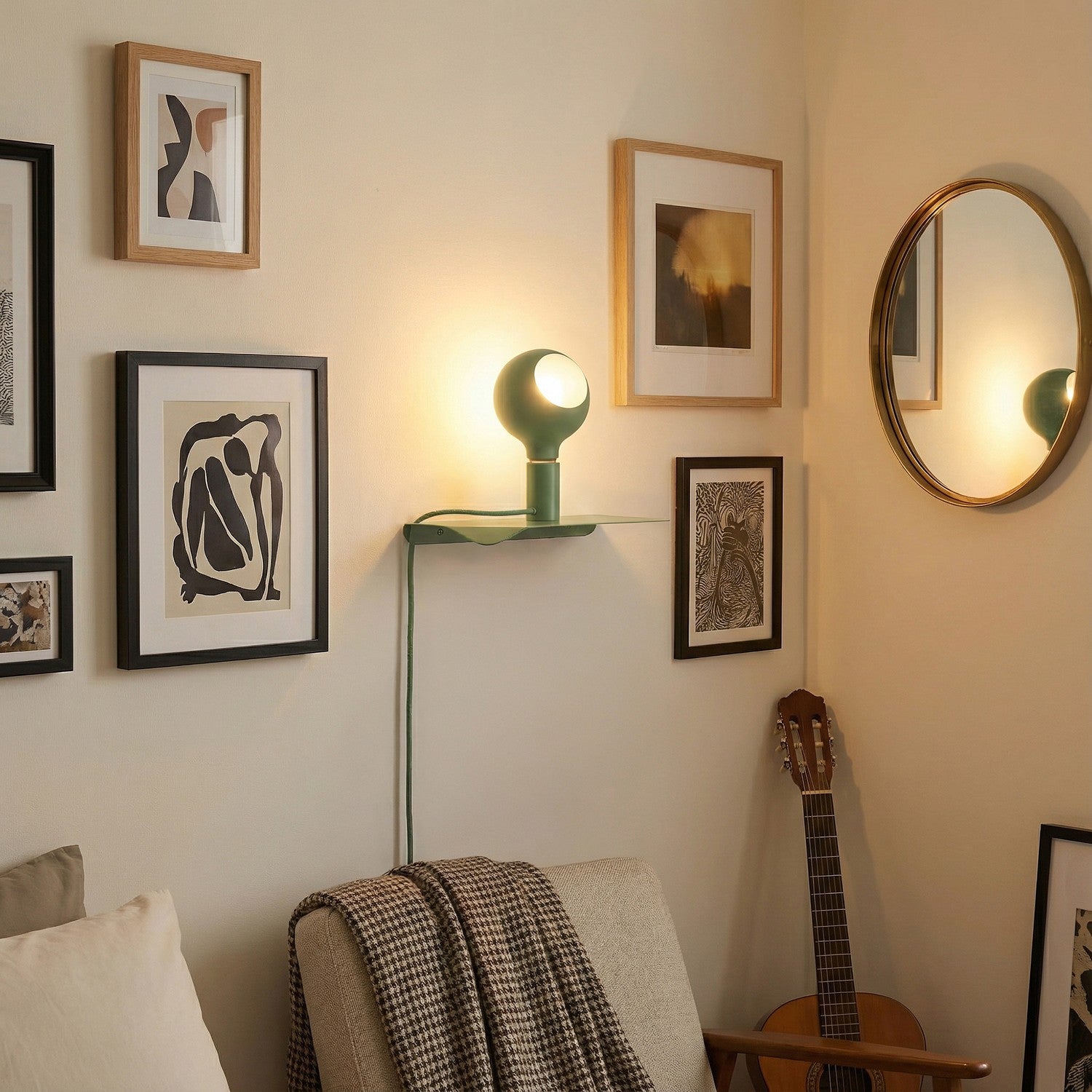 Combo Camo - Lampada con mensola e spina UK - Verde