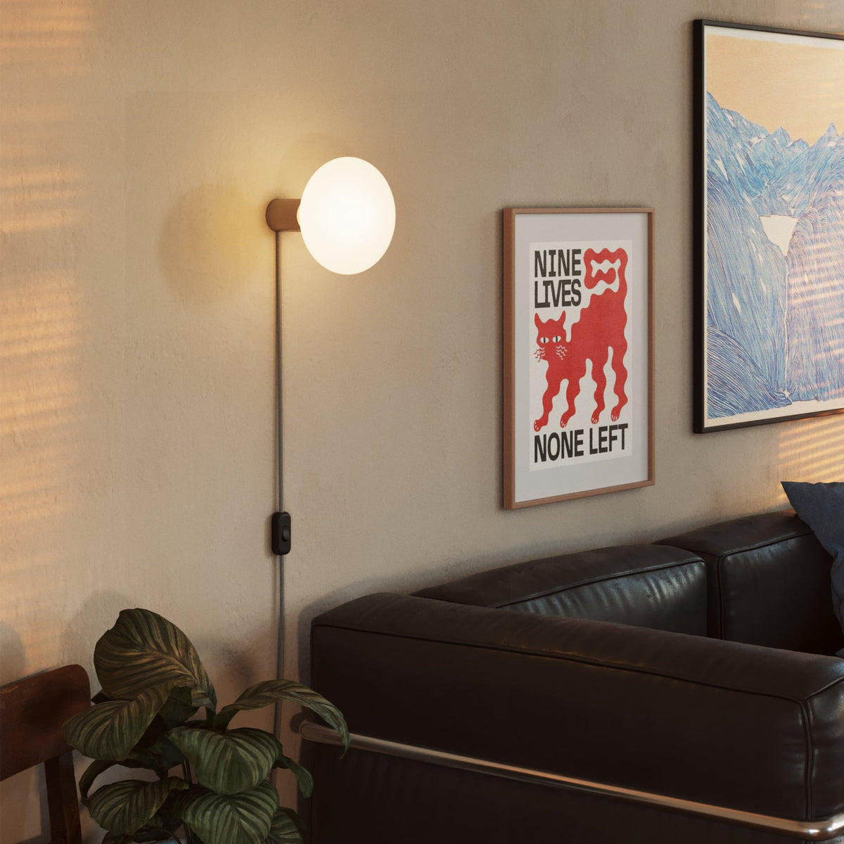 Lampada con spina con finitura metallica e lampadina LED Ellipse effetto porcellana - Titanio satinato