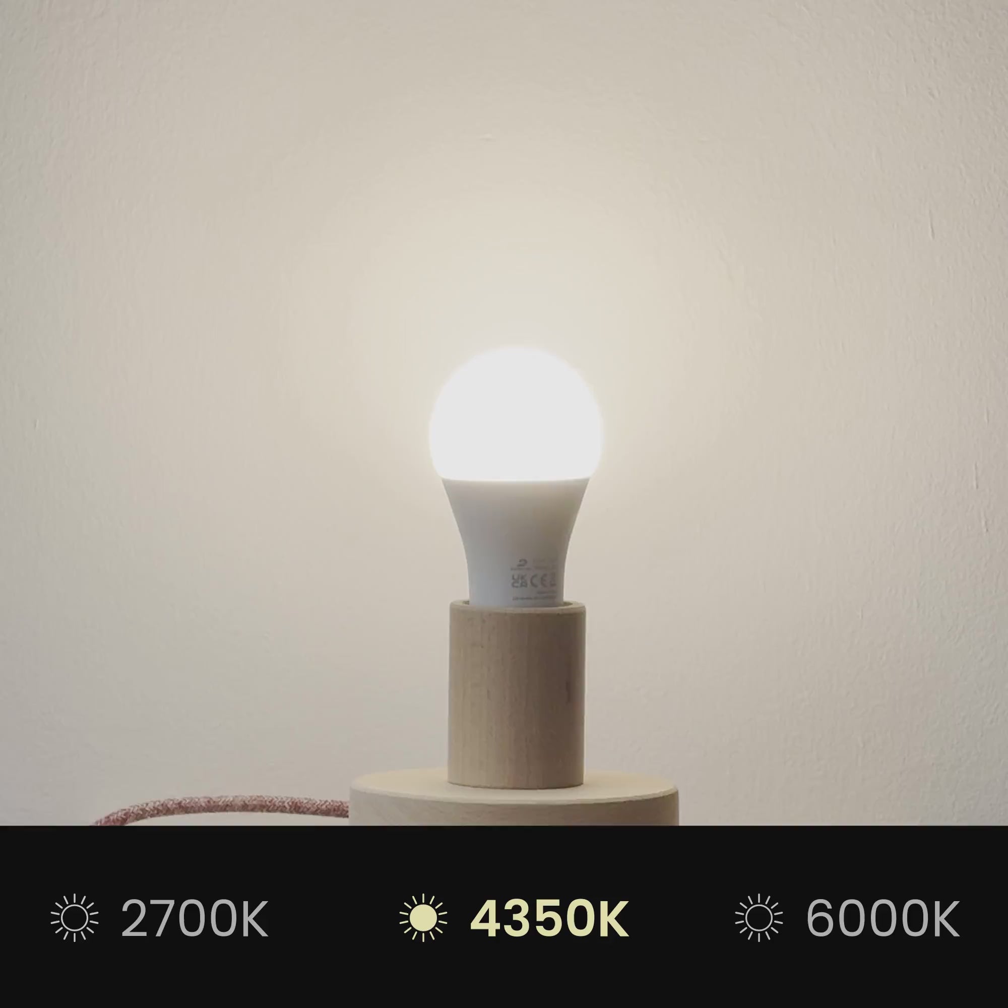 Charger la vidéo : Abat-jour Empire S avec douille E27 pour lampe de table ou applique - Fabriqué en Italie - Arenal Sable